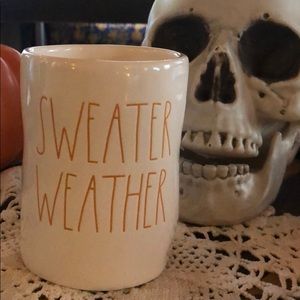 Rae Dunn 8oz Sweater Weather candle